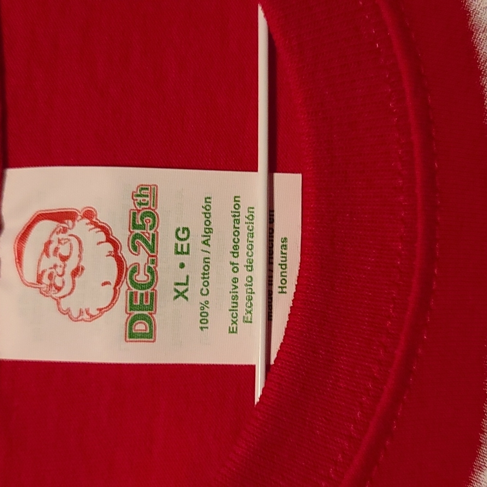 Santa tshirt - Picture 2 of 3